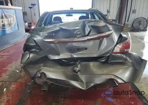 2015 Nissan Altima 2.5 z USA, uszkodzony, nr VIN 1N4AL3AP8FC409403